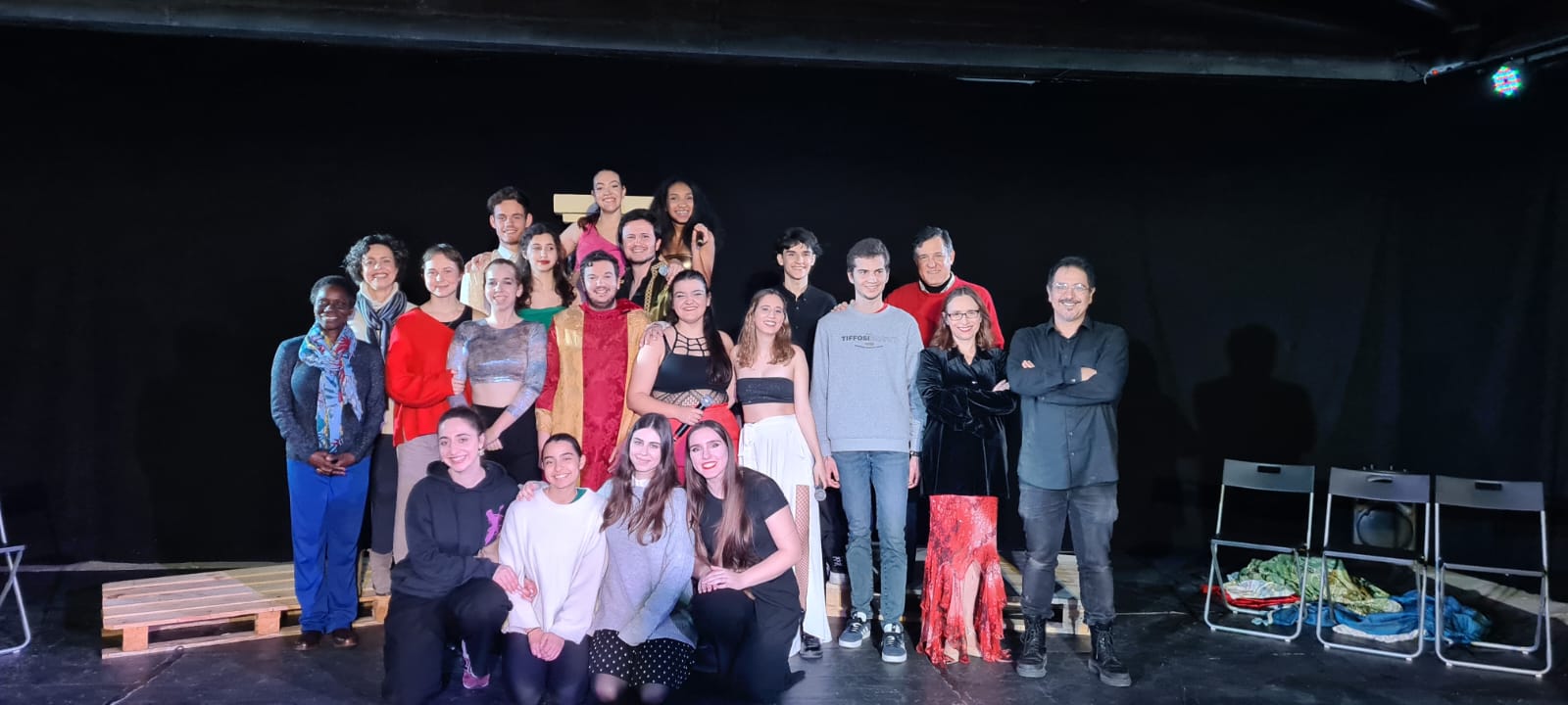 Incubadora de artistas-curso artístico